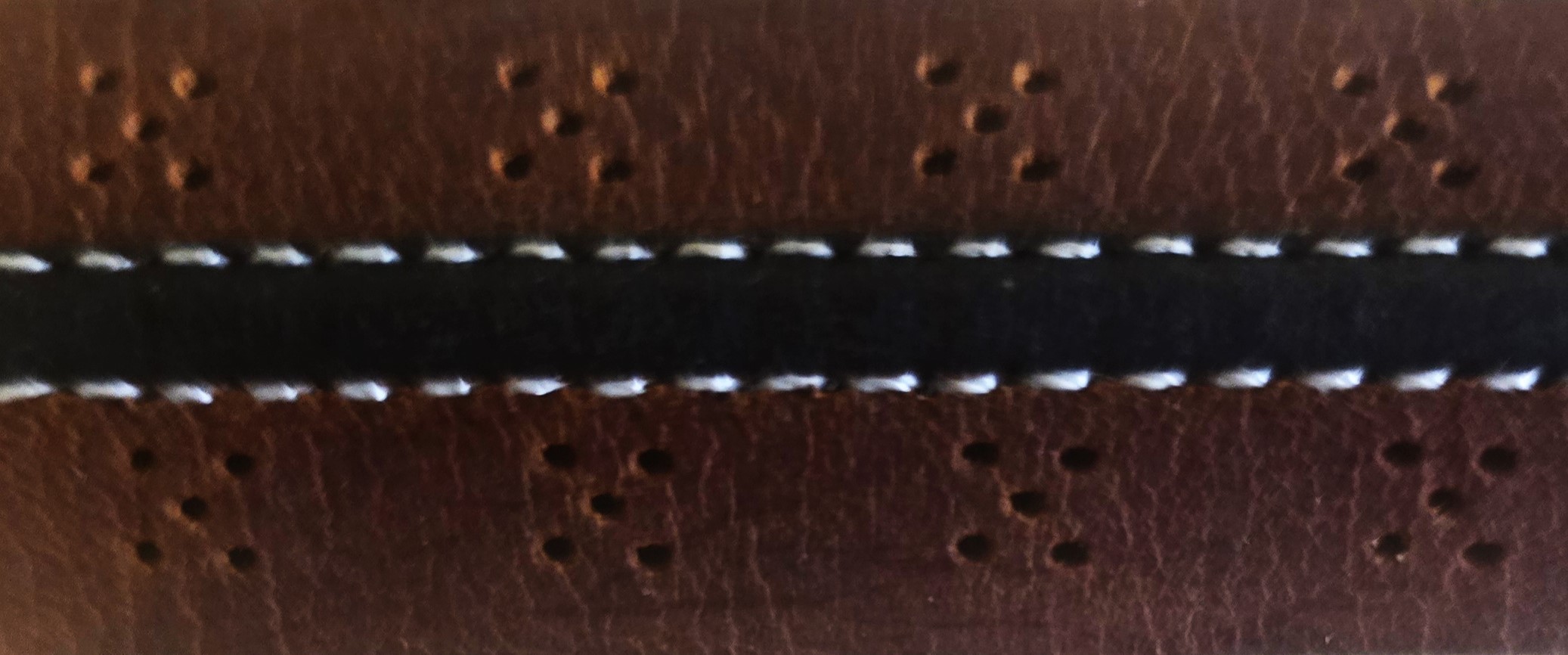 Fairway — FAIRWAY Contour/Perforated/Tackified Brn/Blk 43" x 7/8"