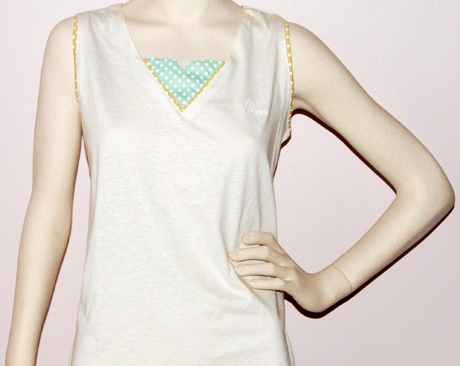 Head — HEAD "GREEN POLKA DOT DETAILED" V-NECK 100% Cotton (SMALL)