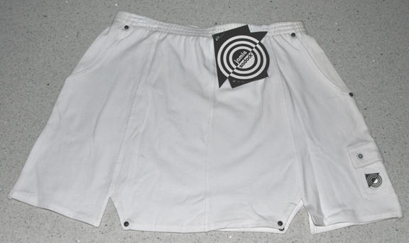 Jamie Sadock — JAMIE SADOCK KNIT SKIRT w/3 Pockets (WHITE) (LARGE 30" waist)
