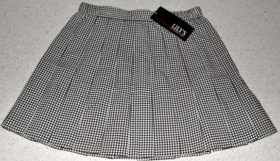 Lily's of Beverly Hills — LILY'S OF BEVERLY HILLS PLEATED SKIRT (Blk Gingham) (SIZE 8, 25.5" waist)