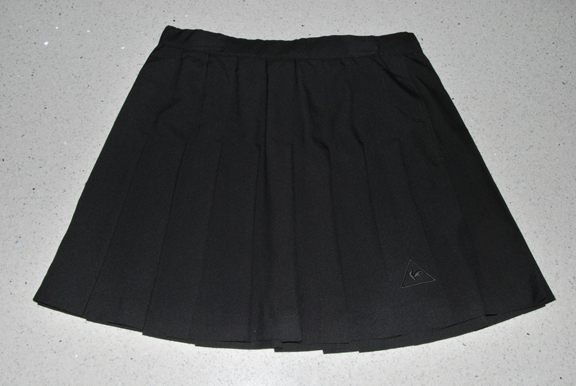 Le Coq Sportif — LE COQ SPORTIF PLEATED SKIRT (BLACK) 100% Polyester (SIZE 14, 31" waist)