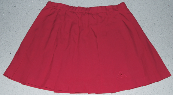 Le Coq Sportif — LE COQ SPORTIF PLEATED SKIRT (RED) 100% Polyester (SIZE 16, 32.5" waist)