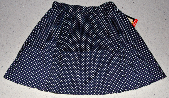 Natty — NATTY PLEATED SKIRT (Nvy/Wht Dots) (SIZE 12, 28" waist)